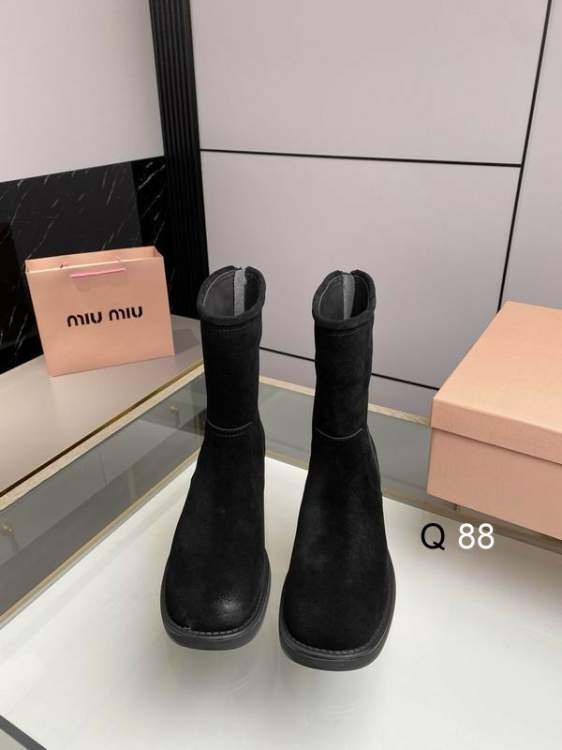 Picture of Miumiu Shoes _SKUMiuMiusz35-402CK090117934